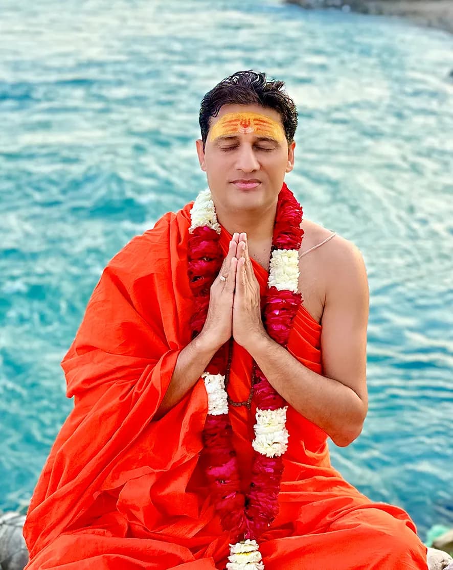 Ashish Shastri (Ashish Bhai), Vedic astrologer in Dubai